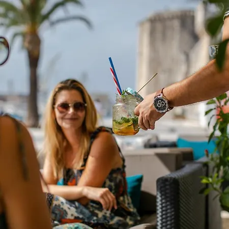 康克狄亚酒店 2*